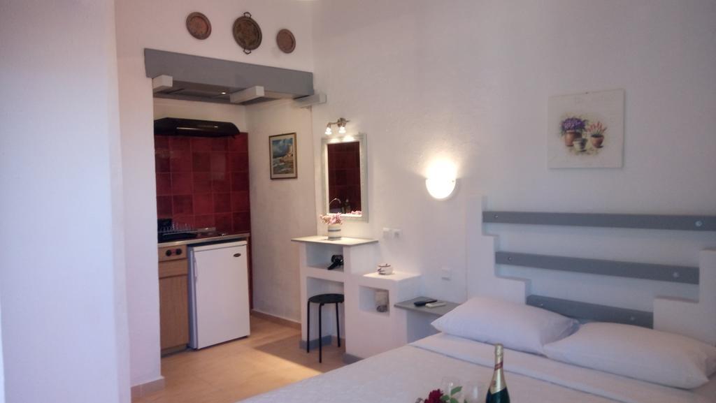Skyros Panorama Studios Exterior photo