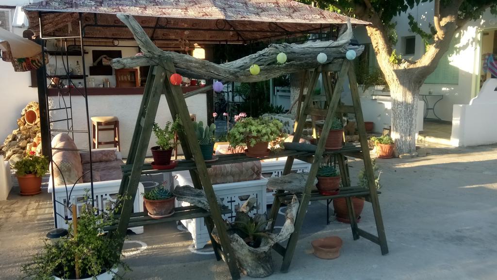 Skyros Panorama Studios Exterior photo