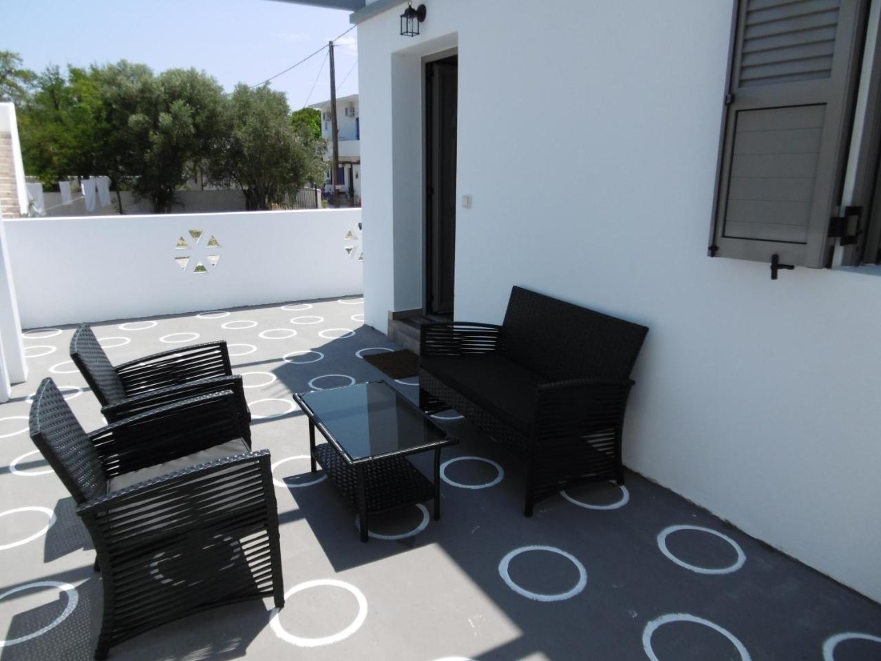 Skyros Panorama Studios Exterior photo